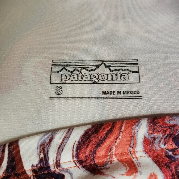 Patagonia tank like new - Picture 7 of 9